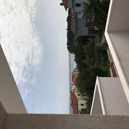 Dalmacija מלון *